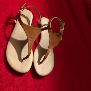 Loft sandals
